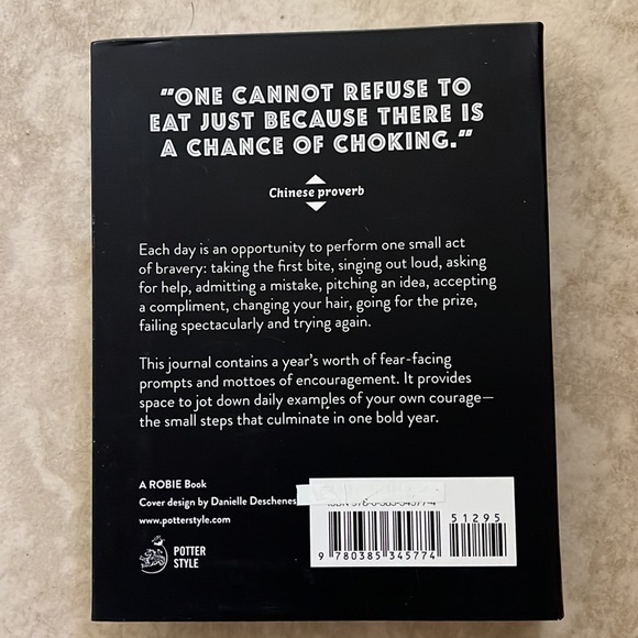 ‘Do One Thing Everyday That Scares You’ Journal *NEVER USED* - Picture 12 of 17